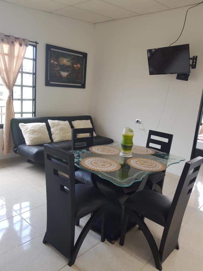 Apartamentos Williams Santa Rosa de Cabal Eksteriør bilde