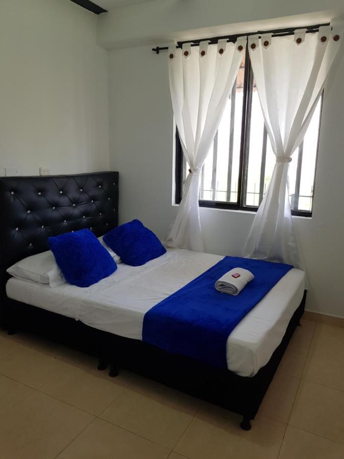 Apartamentos Williams Santa Rosa de Cabal Eksteriør bilde